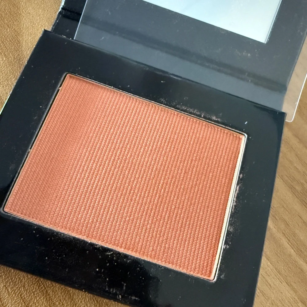 Vieve Sunset blush in the shade Pesca. Almost new condition - Picture 5 of 6